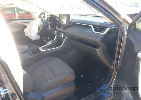 2019 Toyota Rav4 Xle from USA, damaged, VIN JTMW1RFV4KD517358